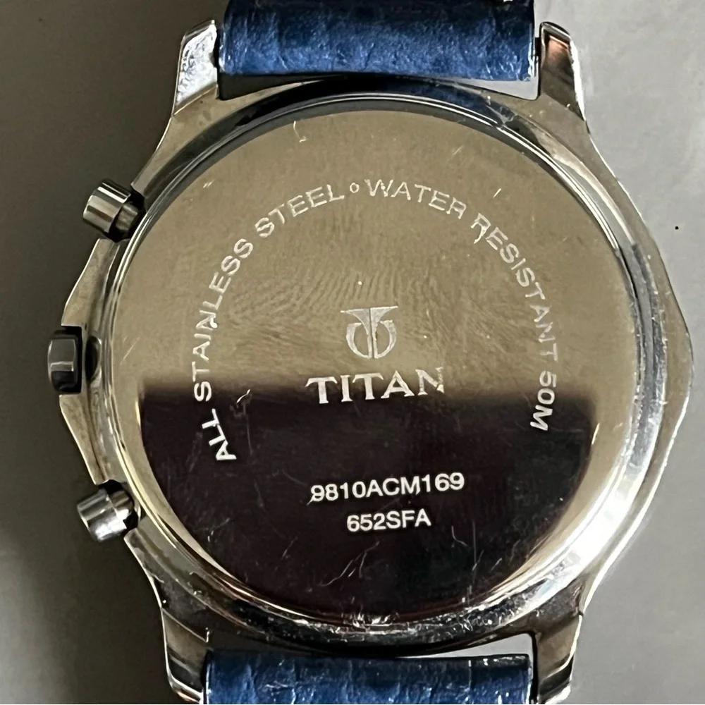 Titan Vintage Men's Water Resistant Watch